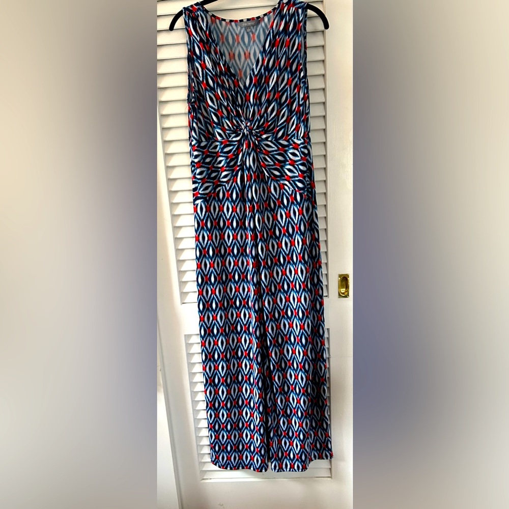 Daisy Fuentes pull over Maxi Dress in Navy Blue, Red and White size Large